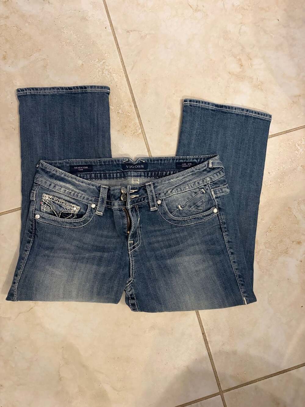 Vigoss The New York Capri Size 9/10 Blue Denim Bling